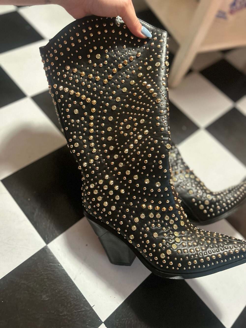 iiimmu Womens Black Studded Chunky Heel Pointed Toe Western Cowboy Boots Size 8.